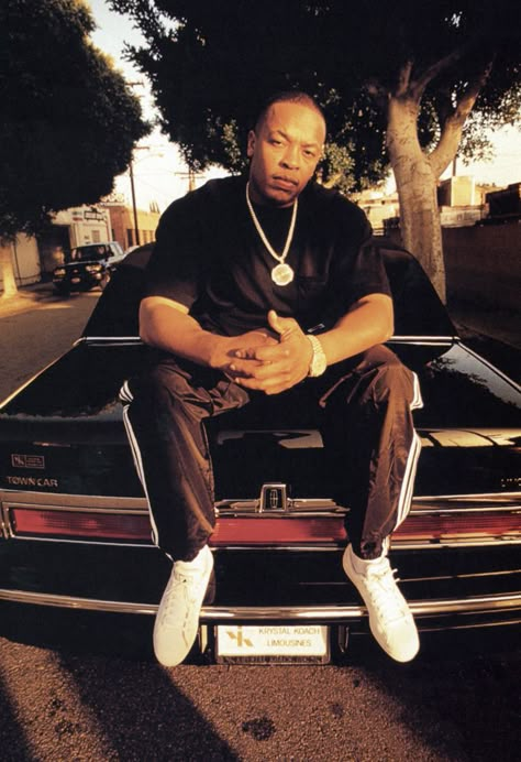 "No doubt, I put it down never slouch, as long as my credit could vouch." -Dr. Dre Hip Hop Images, 90s Rappers Aesthetic, Rap Us, Looks Hip Hop, 90s Rappers, Mode Hip Hop, Estilo Cholo, Hip Hop Classics, 90s Rap