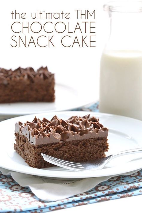 The perfect THM low carb chocolate snack cake. A recipe devoted to all of my Trim Healthy Mama readers! It’s easy, too. I have readers from all walks of life, from all sorts of backgrounds an… Thm Chocolate, Trim Healthy Mama Recipe, Thm Baking Blend, Trim Healthy Mama Diet, Chocolate Snack Cake, Chocolates Cakes, Thm Sweets, Trim Healthy Mama Dessert, Trim Healthy Recipes