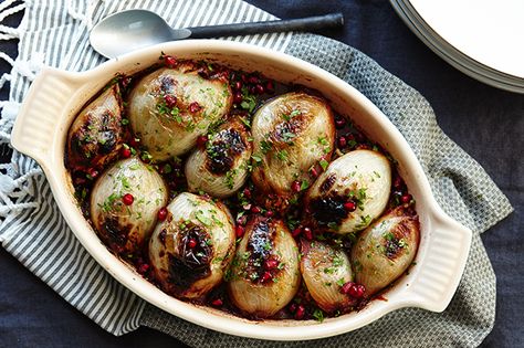 Find the recipe for Stuffed Onions with Spiced Lamb and Pomegranate and other pomegranate recipes at Epicurious.com Stuffed Onions, Ground Lamb Recipes, Rosh Hashanah Recipes, Spiced Lamb, Pomegranate Recipes, Lamb Burgers, Lamb Meatballs, Ground Lamb, Onion Recipes