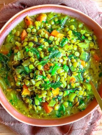 Split Pea And Navy Bean Soup, Green Split Peas Recipes, Split Peas Recipes, Recipe With Celery, Green Split Pea Soup, Vegan Split Pea, Vegan Split Pea Soup, Navy Bean Soup, Pea Soup Recipe