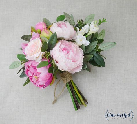 wedding bouquet wedding flowers boho bouquet bridal Blush Pink Bouquet Wedding, White Boho Wedding, Wedding Flowers Boho, Peonies White, Prom Bouquet, Bouquet Garden, Garden Bouquet, Flower Girl Accessories, Bridal Bouquet Pink