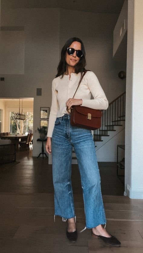 (9 of 9) Cute Daily Outfits Casual, Basic Staples Outfits, Millenial Mom Outfits, Natalie Borton Style, Early 20s Outfits, Classy Mom Outfits, Moms Night Out Outfit, Mid Rise Jeans Outfit, Classic Mom Style