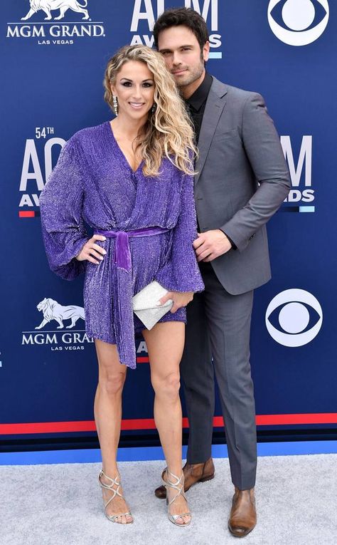 Chuck Wicks, 2019 Red Carpet, Country Singers, Red Carpet Fashion, Wicks, Country Music, Red Carpet, Carpet, Turn Ons