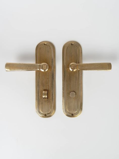 PRIVACY DOOR LEVER SET Brass Forme N28 – Mi&Gei Hardware Design Studio Champagne Bronze Kitchen Hardware, Champagne Bronze Bathroom, Polished Nickel Bathroom Hardware, Bronze Kitchen Hardware, Champagne Bronze Kitchen, Brass Bedroom, Polished Nickel Bathroom, Brass Kitchen Hardware, Bathroom Knobs