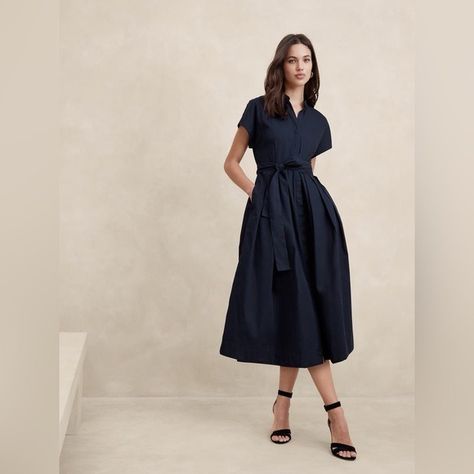 Banana Republic | Dresses | Nwt Banana Republic Preppy Navy Poplin Tiewaist Midi Dress Multiple | Poshmark Fall Work Dress, Midi Dress Wedding Guest Fall, Fall Work Dresses, Business Casual Dress For Women, Casual Business Dresses, Feminine Business Attire, Shopping Moodboard, Summer Dressy Casual, Midi Skirt Outfits Summer