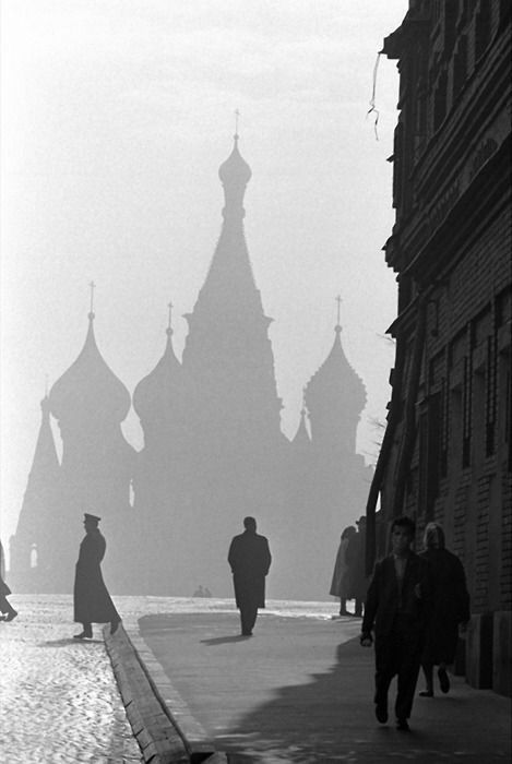 St Basils Cathedral, St Basil's, Square Photo, Scenic Photography, Black And White Photograph, Red Square, Photography Landscape, Magnum Photos, Foto Art