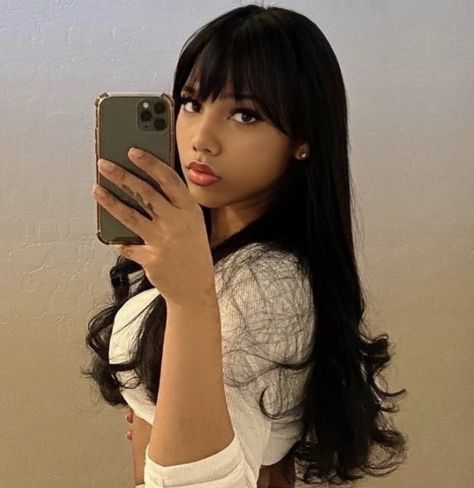 Pretty Makeup Looks, Bangs With Medium Hair, Flat Iron Hair Styles, Hair Stylies, Long Hair With Bangs, Hair Stylist Life, Hairstyles Ideas, Aesthetic Hair, Hair Day