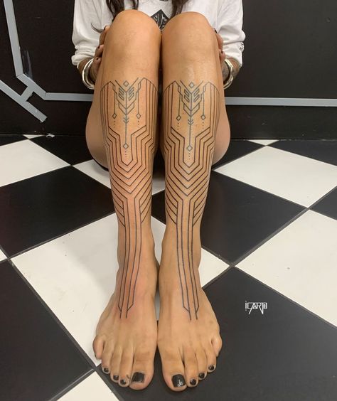 Henna Leg Tattoo, Berber Tattoo, Lines Tattoo, Lower Leg Tattoos, Free Hand Tattoo, Mushroom Tattoos, Quality Tattoo, Cross Tattoo Designs, Hand Poked Tattoo