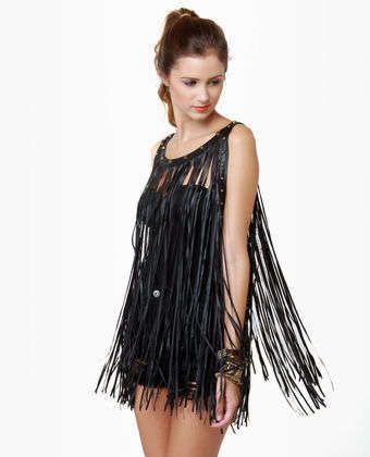 All-Tassel Tops Black Fringe Top, Fringe Tank Top, Fringe Shirt, Fringe Fashion, Fringe Top, Black Fringe, Diy Couture, Clothing Hacks, T Shirt Diy