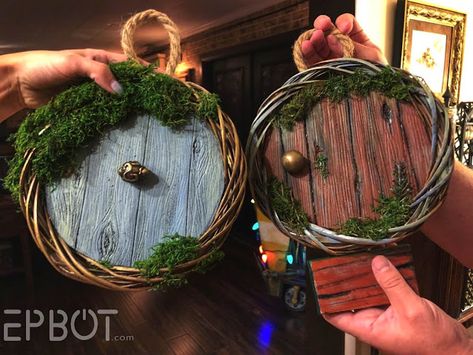 EPBOT: New Dollar Tree DIY: Hobbit Door Wreaths! Hobbit Ornament Diy, Hobbit Home Decor Diy, Diy Lord Of The Rings Ornaments, Diy Crafts For Groups, Hobbit Day Ideas, Diy Hobbit Decor, Diy Forest Crafts, Hobbit Door Craft, Hobbit Christmas Aesthetic