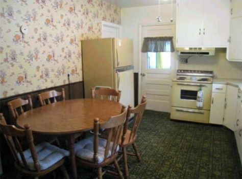 Vintage Housewife, Retro Interior Design, Liminal Space, Retro Interior, Providence Ri, Grandmas House, Dream Apartment, Cottage Kitchen, Time Capsule