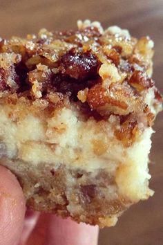 Pecan Cheesecake Squares, Cheesecake Squares, Pecan Cheesecake, Pecan Recipes, Monkey Bread, Think Food, Yummy Sweets, Pecan Pie, Food Cakes