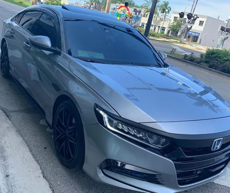 Ghetto on Instagram: “Fresh Friday, the kid ready for today! #honda #accord #accordsport #2018hondaaccord #2018hondaaccordsport #10thgenaccord #turbo10thaccord…” Silver Honda Accord, Honda Accord Blue, Silver Honda Civic, Grey Honda Accord, Honda Accord Modified, Black Honda Accord, Honda Accord Accessories, Honda Accord 2014, 2021 Honda Accord