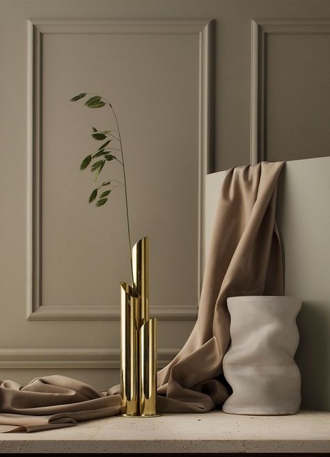 Scandinavian Style House, Midcentury Interior, Luxury Vase, House Accessories, Brass Vase, Metal Vase, Materials And Textures, Brass Decor, Vase Design