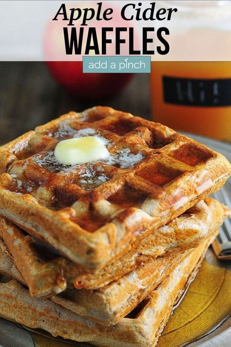 Waffle Iron Recipes, Winter Breakfast, Apple Recipes Easy, Homemade Waffles, Ultimate Breakfast, Waffle Recipe, What's For Breakfast, Waffle Recipes, Breakfast Brunch Recipes