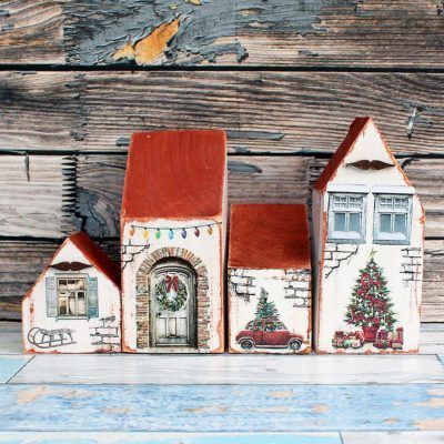 Wooden House Decoration, Scrap Wood Crafts, Small Wooden House, Wood Block Crafts, Pottery Houses, Block Craft, Scrap Wood Projects, Driftwood Crafts, Miniature Houses