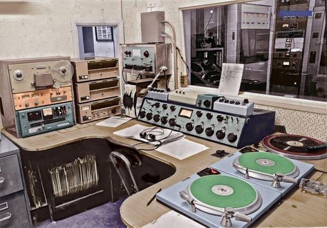 Radio Studio Aesthetic, Radio Photoshoot, Radio Station Aesthetic, Radio Booth, Vintage Radio Station, Radio Station Studio, Catalogue Photoshoot, Miscellaneous Aesthetic, 1950s Radio