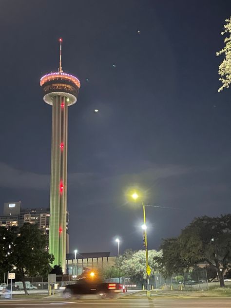 San Antonio At Night, San Antonio Texas Aesthetic, San Antonio Aesthetic, San Antonio Downtown, San Antonio Apartments, San Antonio Skyline, Blurry Aesthetic, Houston City, Downtown San Antonio