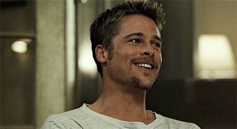 The best smile I have ever seen Brad Pitt Gif, Young Brad Pitt, Brad Pitt Hair, Gustaf Skarsgard, Brad Pitt And Angelina Jolie, Young Johnny Depp, Leo Dicaprio, Dove Cameron, Man Crush