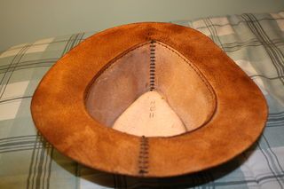 Picture of Show Off Your Beautiful New Hat! Diy Leather Hat, Leather Hat Pattern, Cowboy Hat Pattern, Handmade Leather Work, Leather Working Projects, Adventure Hat, Leather Cowboy Hats, Leather Working Patterns, Tooling Patterns