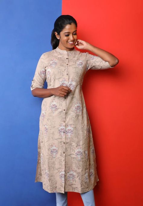 High Collar Neck Kurti, Chudidar Collar Neck Designs, Nehru Collar Kurti Women, High Neck Collar Kurti Design, High Neck Kurti Design, Kurti Neckline, Chudi Designs, Feeding Kurtis, Salwar Kurti