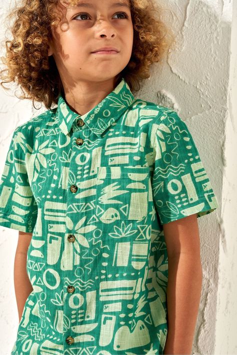 Buy Angel & Rocket Bau Green Printed Holiday Shirt from the Next UK online shop Monsoon Kids, Boden Kids, Rockets For Kids, Geometric Knit, Tommy Hilfiger Kids, Resort Shirt, Ralph Lauren Kids, Crew Clothing, Simple Tees