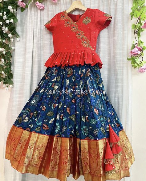 Patty Pavadai Designs, Long Frocks For Girls, Lengha Blouse, Langa Blouse, Baby Lehenga, Birthday Frocks, Pattu Langa, Kids Party Wear Dresses, Pattu Pavadai