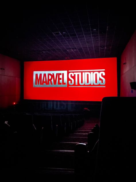 Theatre Snap, Studio Theater, Profile Pictures Instagram, Friends Aesthetic, Best Friends Aesthetic, Profile Pictures, Marvel Studios, Profile Picture, The Outsiders