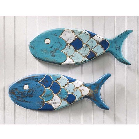 Folk Art Fish, Deco Marine, Fish Wall Decor, Wood Fish, Fish Crafts, Wooden Fish, Fish Wall Art, Ceramic Fish, Driftwood Crafts