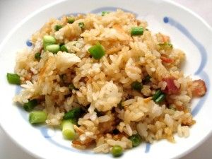 Benihana Fried Rice Bacon Fried Rice Recipe, Benihana Fried Rice, Bacon Fried Rice, Fried Rice With Egg, Bacon Fries, Arroz Frito, Copykat Recipes, Copycat Restaurant Recipes, Fried Rice Recipe