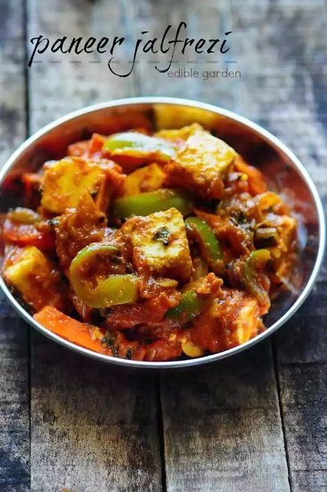 Paneer Jalfrezi Recipe - How to Make Paneer Jalfrezi - Edible Garden Paneer Jalfrezi, 1950 Hair, Indian Veggies, Jalfrezi Recipe, Indian Paneer Recipes, Easy Paneer Recipes, Desi Snacks, Cook Tofu, Paneer Dishes