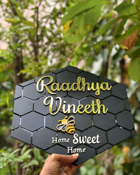 Launching our honeycomb name plate for the sweetest homes 🍯 Add more nectar to your already sweet home with our new design. Precisely designed and crafted with accuracy! To order, get in touch with us at 9384689281. #nachiappa #chennai #nameplate #nameboard #nameplatesforhome #acrylicnameplate #acrylicnameboard #acrylicsignage #signage #signboard #newhome #housewarming #honeycomb #walldecor #homedecor #interiorstyling #interiordesign #newapartment #customsigns #nameplaque #nameart #sign... Modern Name Plate Design, Name Plate For Home Modern, Neon Tiger, Acrylic Name Plate, Wood Laser Ideas, Led Sign Board, Office Wall Design, Name Plates For Home, Name Plate Design