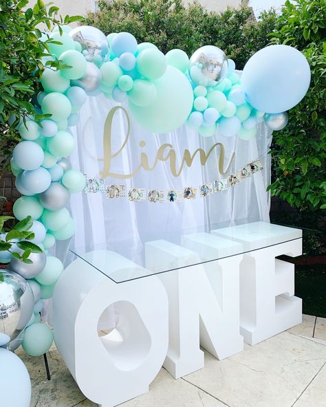 First Birthday / Birthday / Birthday Party / One / Boy Birthday Party / Gender Neutral / Blue / Green / Silver / Balloons / Balloon Garland / Party / Party Decor / Party Decorations First Birthday Decorations Boy, Γενέθλια Mickey Mouse, Boys First Birthday Party Ideas, Boys 1st Birthday Party Ideas, Boy Birthday Decorations, Baby Boy 1st Birthday Party, Baby Boy First Birthday, Birthday Themes For Boys, 1st Birthday Decorations