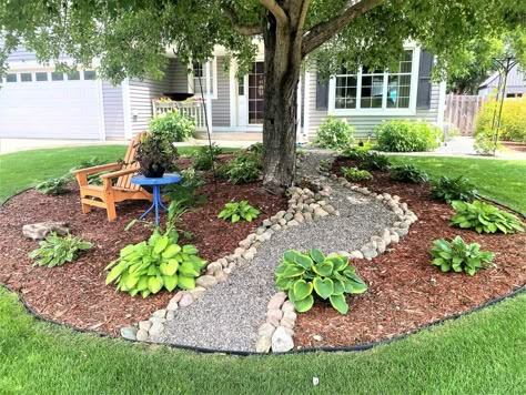 Flower Berm Ideas, Garage Landscape Ideas, No Gutters Roof Runoff Ideas, Witch's Garden, Garden Seats, Landscaping Around Trees, Tattoo Plant, Tree Bed, Herbs Garden