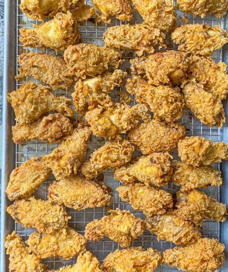 Wingettes Recipe, Buttermilk Chicken Wings, Buttermilk Fried Chicken Wings, Wing Recipes Fried, Chicken Wingettes, Chicken Wing Marinade, Marinated Chicken Wings, Chicken Wing Recipes Fried, Cornish Hen