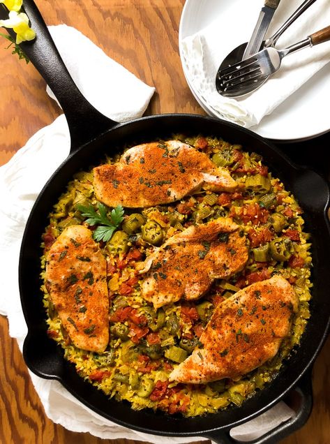 Creole Baked Chicken with Rice and Okra Baked Chicken With Rice, Gluten Free Chicken Broth, Creole Chicken, Chicken Rice Bake, Okra Recipe, Okra And Tomatoes, Chicken With Rice, Okra Recipes, Baked Rice