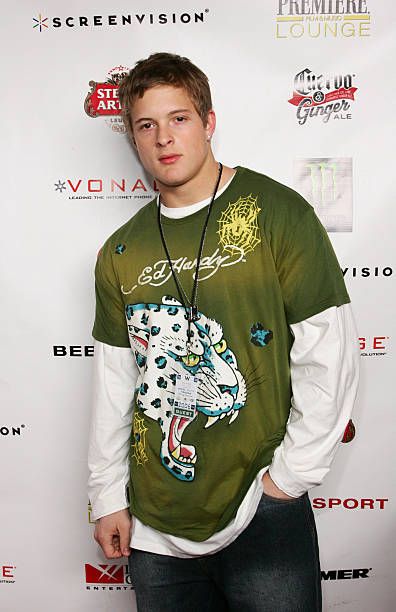 Ed Hardy Party Pictures and Photos - Getty Images Mens Ed Hardy Outfit, Edhardy Y2k Men, 2000s Clothing Style, Ed Hardy Men, Mcbling Men, Early 2000s Mens Fashion, 2000s Outfits Men, Ed Hardy 2000s, 2000s Boys Fashion