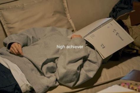 High Achiever Student Aesthetic, Romanticizing School, Academic Validation, Study Board, Study Motivation Video, Study Inspo, Study Aesthetic, Academic Motivation, Study Motivation Inspiration