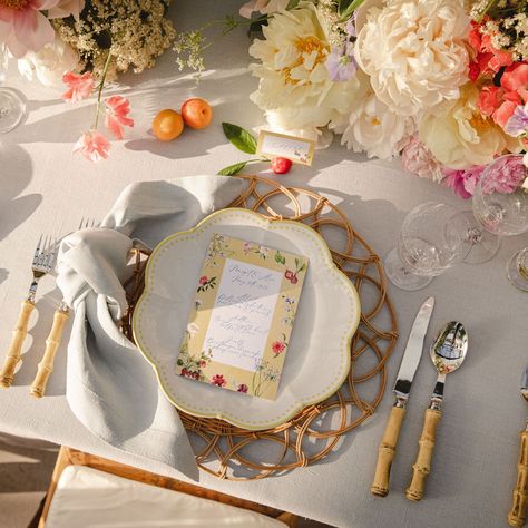 ✨ Truffle Rentals ✨ Did you know that our tableware is now available to rent for your lunch parties, dinners and small weddings? Elevate your event place settings with our Woven Rattan Placemats, soft Dove Grey Linen Napkins and Mini Glass Candle Holders - view the full rental collection on the Truffle website (link in bio) 📸 Beautiful styling by @bash__studios at OmVed Gardens and exquisite florals from @flurlondon #rentthelook #tablewares #placesetting #tablescapes #TableLinens #tableclo... Woven Placemat, Rattan Charger, Lunch Party, Green Napkins, Dove Grey, Gray Linen, Glass Candle Holders, Mom Birthday, Place Settings