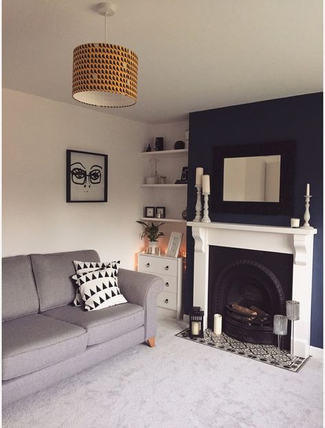 Navy Living Room Decor, Cosy Grey Living Room, Living Room Design Blue, Alcove Ideas Living Room, Blue Walls Living Room, Navy Living Rooms, Feature Wall Living Room, Dark Living Rooms, Blue Living Room Decor