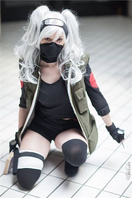 Female Kakashi, Kakashi Cosplay, Naruto Costumes, Sasuke Cosplay, Super Hero Shirts, Hallowen Costume, Cute Couple Halloween Costumes, Cosplay Inspo, Naruto Cosplay