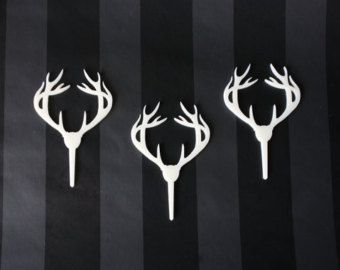 Package of 6 toppers Each deer rack measures 2 tall (50mm) (without the pick) Acrylic is shatter resistant, durable and washable. These Deer Cupcakes, Coca Cola Cake, Cola Cake, Hunting Birthday, Fawns Deer, Hunting Party, Cupcake Wars, Groom Cake, Cupcake Icing