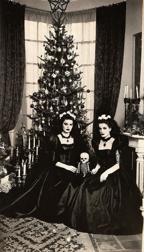 Goth Aesthetic - Vintage Creepy Christmas Photos #creepy #dark #haunted #holidayphotos #christmasphotos #aestheticphotos #darkholiday Creepy Christmas Aesthetic, Christmas Aesthetic Dark, Christmas Dark Aesthetic, Spooky Christmas Aesthetic, Black Christmas Aesthetic, Goth Christmas Aesthetic, Gothic Christmas Aesthetic, Dark Christmas Aesthetic, Alt Christmas