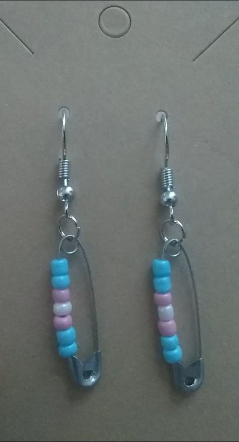 Trans Bracelet Diy, Trans Diy Crafts, Trans Crafts, Trans Accessories, Trans Earrings, Trans Jewelry, Trans Diy, Trans Bracelet, Fete Ideas