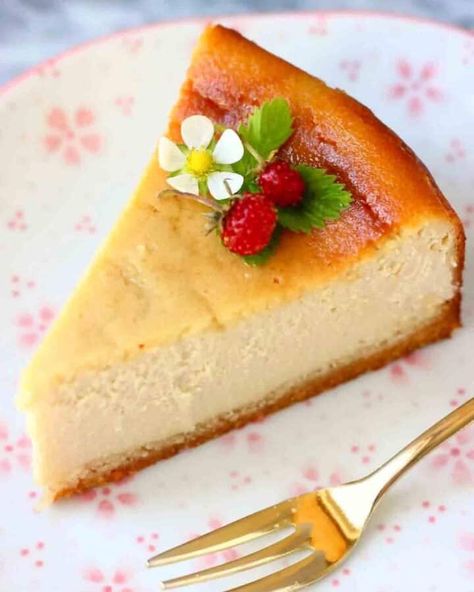 Vegan Tofu Cheesecake, Honey Cheesecake, Cheesecake New York, Silken Tofu Recipes, Tofu Cheesecake, Tofu Dessert, Tofu Recipes Vegan, Baked Cheesecake, Vegan Baked