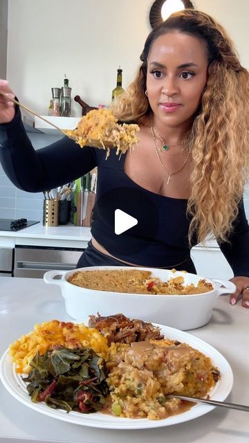 Toni Chapman on Instagram: "Recipe 👇🏾😝😋This Cornbread Dressing recipe was so delicious! With the gravy? It was CHEFS kiss 😘Thanksgiving is a week away so time for SIDESSS! My friend @_mrmakeithappen_ inspired me to make this recipe so I tested a few different ways and came up with this! A lot of the ingredients you’ll use for this recipe you can use across other dishes, it doesn’t take that long and it’s sooooo worth it! The full recipe is in my profile/ blog! Let me know what you think❤️ #dressing #cornbread #thanksgiving #thanksgivingrecipes" Party Food Black People, Cornbread Thanksgiving, Dressing Cornbread, Toni Chapman, Cornbread Dressing Recipe, Dressing Recipes Cornbread, Corn Dishes, Chefs Kiss, Cornbread Dressing