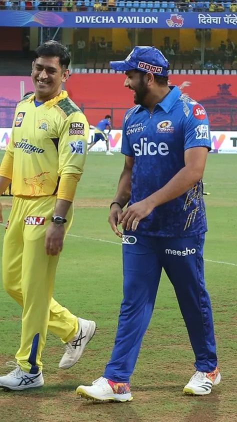 Rohit Sharma And Ms Dhoni, I Love Cricket Images, Cricket Images, Cricket Lover, Ms Dhoni Wallpapers, Dhoni Photos, World Cricket, India Cricket Team, Ms Dhoni Photos