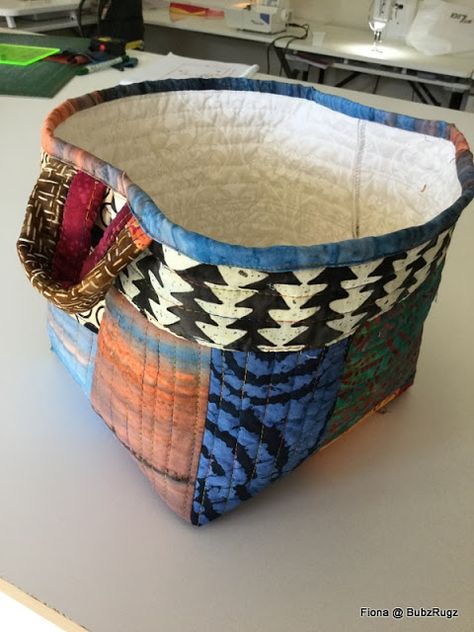 BubzRugz: QAYG fabric basket tutorial Quilted Basket Pattern, Fabric Basket Diy, Woven Fabric Basket Free Pattern, Quilt Basket, How To Make A Fabric Basket, Quilted Basket, Fabric Basket, Basket Sewing Pattern, Fabric Basket Tutorial