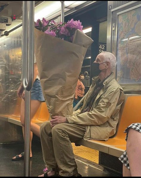 Bertram Winkle, Grandpa Aesthetic, Old People Love, Growing Old Together, Old Couples, My Kind Of Love, Love Actually, Aesthetic Photography Nature, Old Love