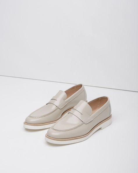 Woman by Common Projects / Classic Penny Loafer #ss14 Chunky Loafers, Common Projects, Penny Loafer, Penny Loafers, Bags Accessories, Summer Shoes, Online Fashion, Designer Fashion, Penny